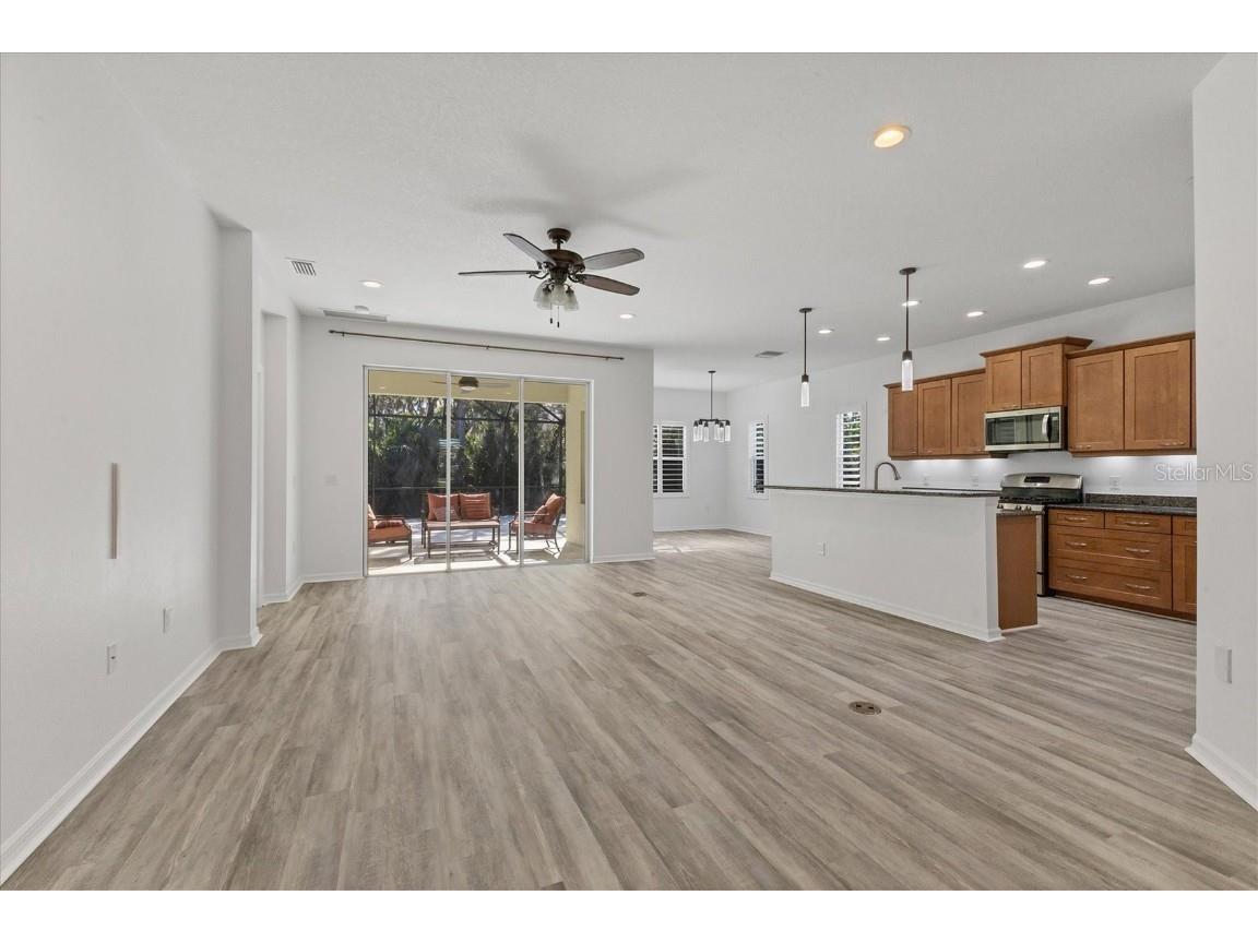 4806 Lake Breeze Terrace Sarasota FL 34243 A4675924 image5