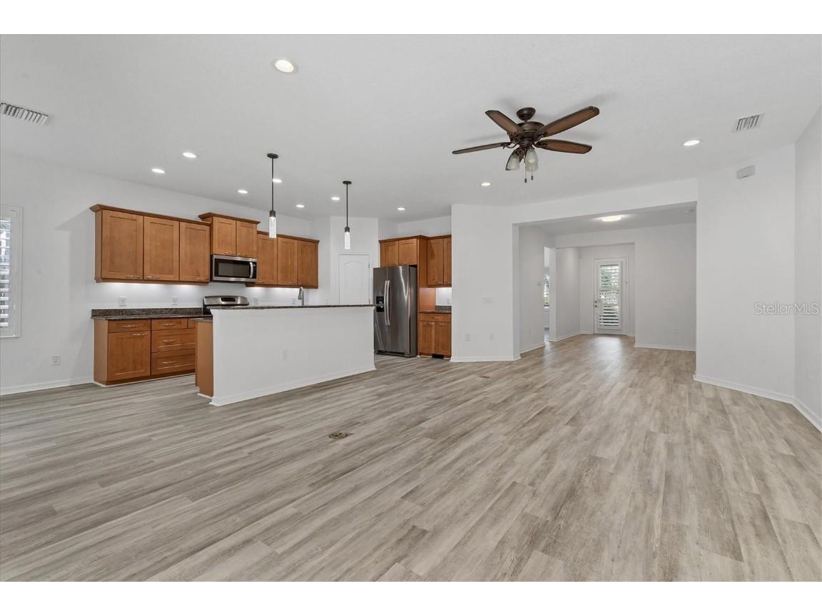 4806 Lake Breeze Terrace Sarasota FL 34243 A4675924 image7