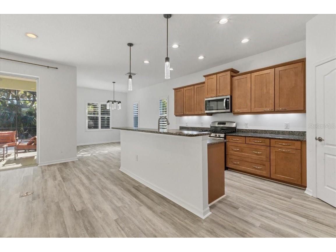 4806 Lake Breeze Terrace Sarasota FL 34243 A4675924 image8