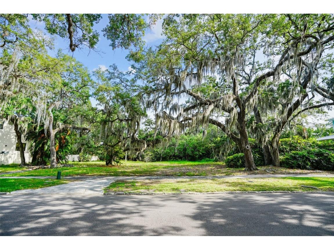 4806 W Beachway Drive Tampa FL 33609 T3522221 image1