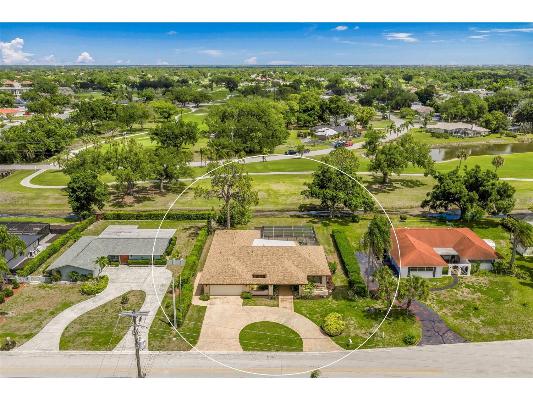 4806 W Country Club Drive Sarasota FL 34243 A4685797 image1