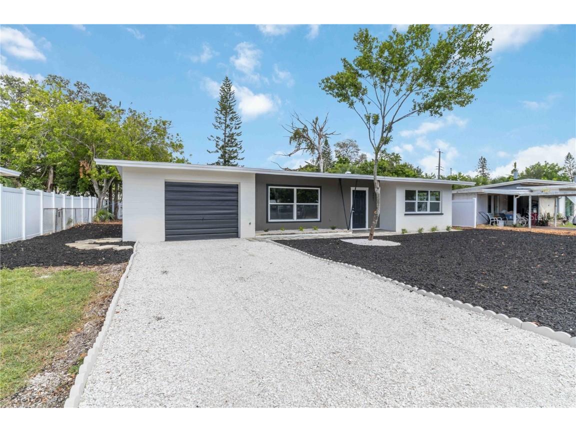 4807 22nd Street W Bradenton FL 34207 A4621655 image1