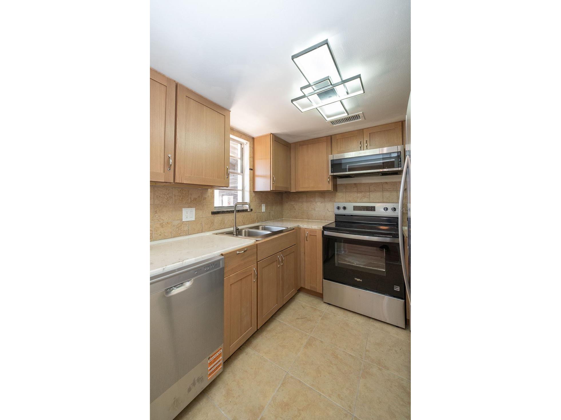 4807 Marine Parkway #103 New Port Richey FL 34652 TB8487802 image3