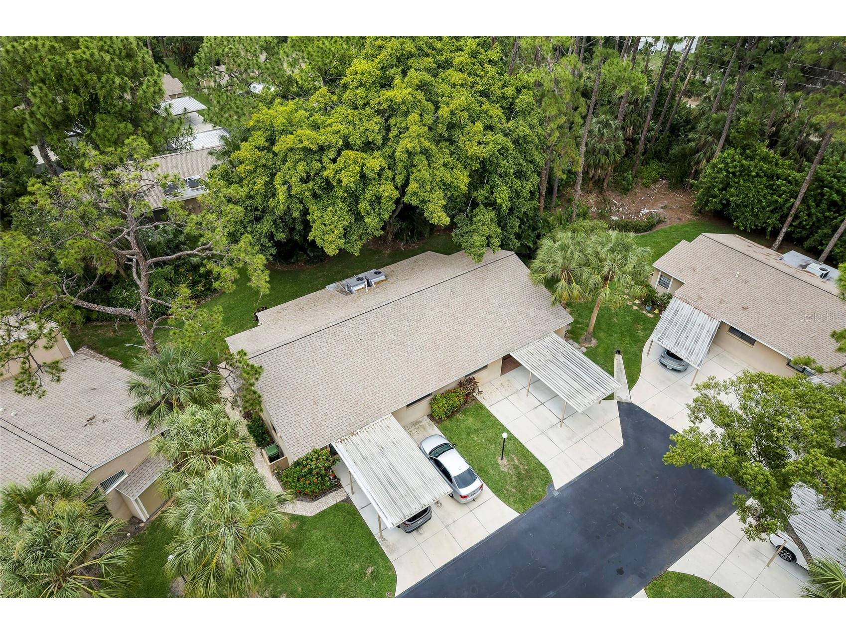 4807 Village Gardens Drive #104 Sarasota FL 34234 A4696709 image1