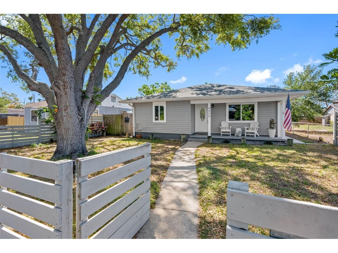 4808 4th Avenue S Saint Petersburg FL 33711 TB8359800 image1