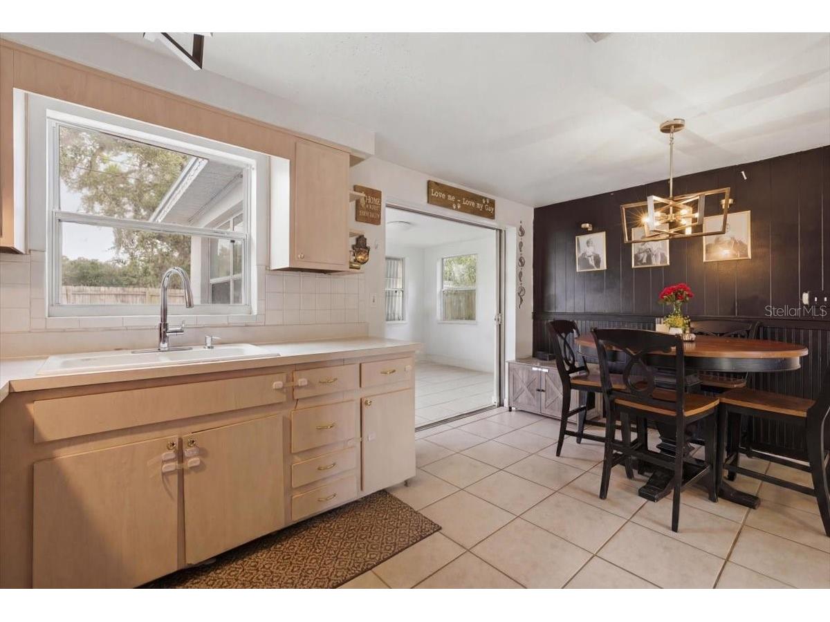 4808 Bonton Drive Holiday FL 34690 W7886315 image5