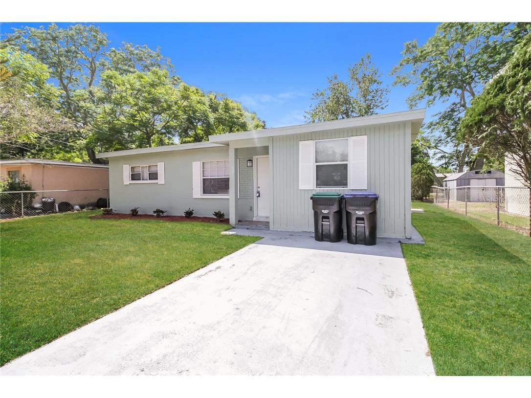 4808 Deauville Drive Orlando FL 32808 T3478445 image1