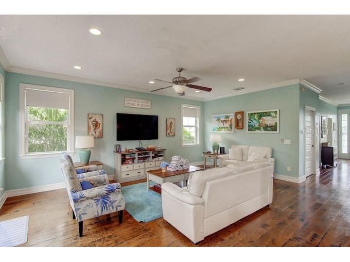 4808 Gulf Drive #B Holmes Beach FL 34217 TB8368522 image5