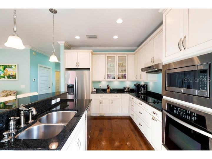 4808 Gulf Drive #B Holmes Beach FL 34217 TB8368522 image7