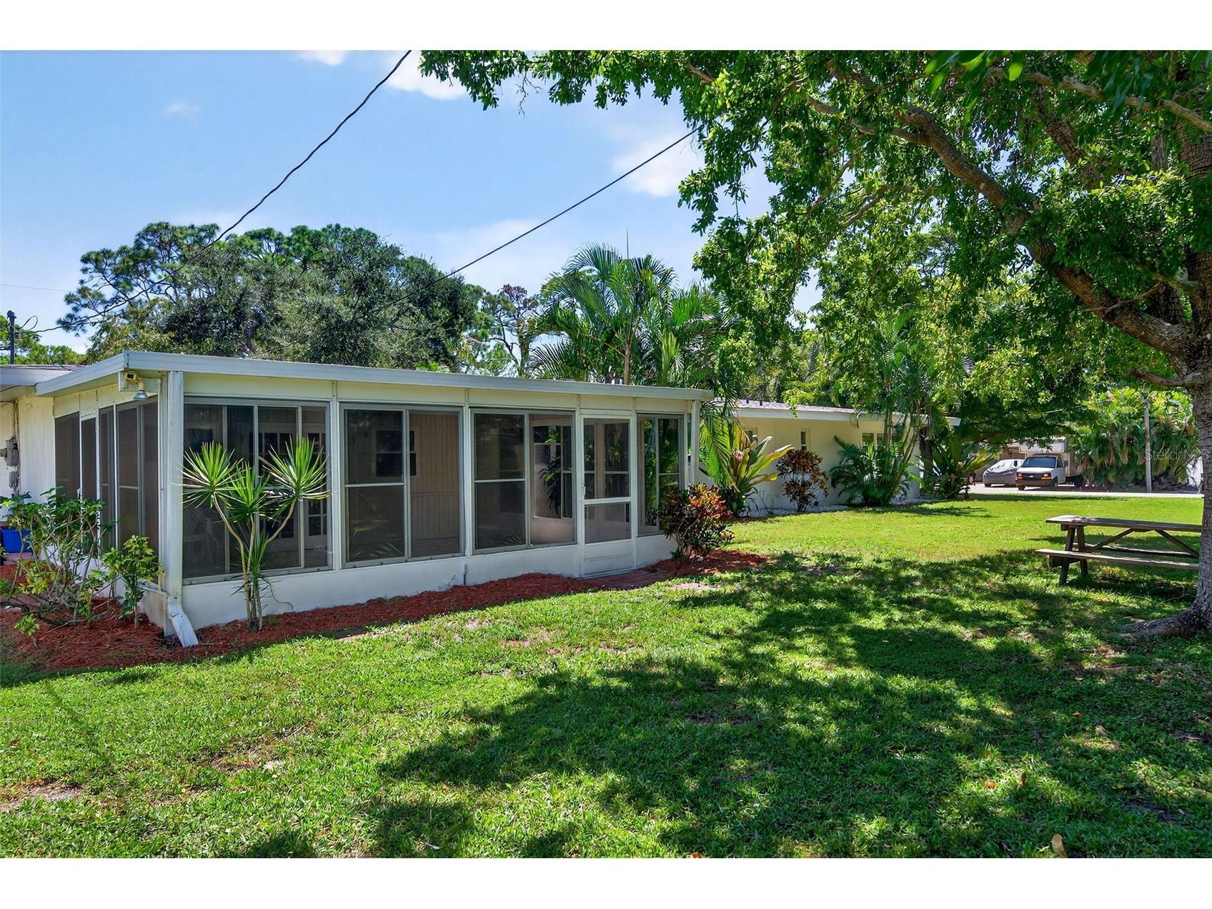 4808 Riverwood Avenue Sarasota FL 34231 A4679255 image20