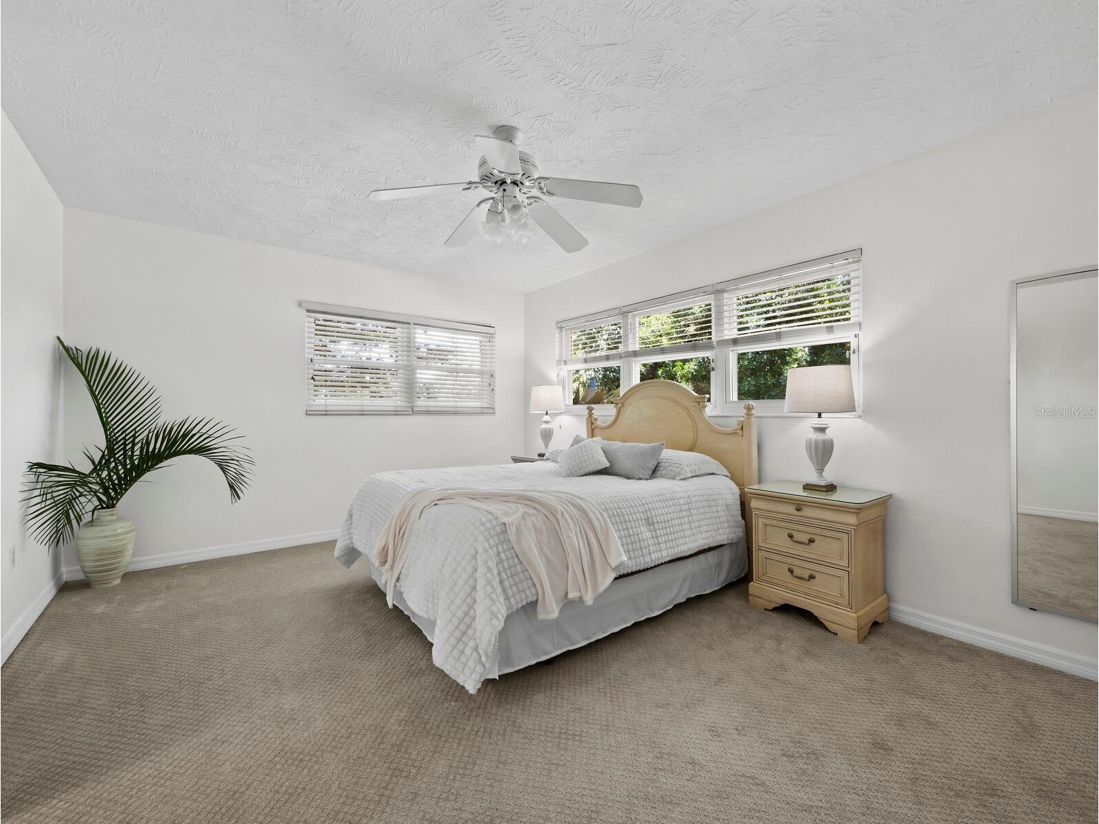 4808 Riverwood Avenue Sarasota FL 34231 A4679255 image36