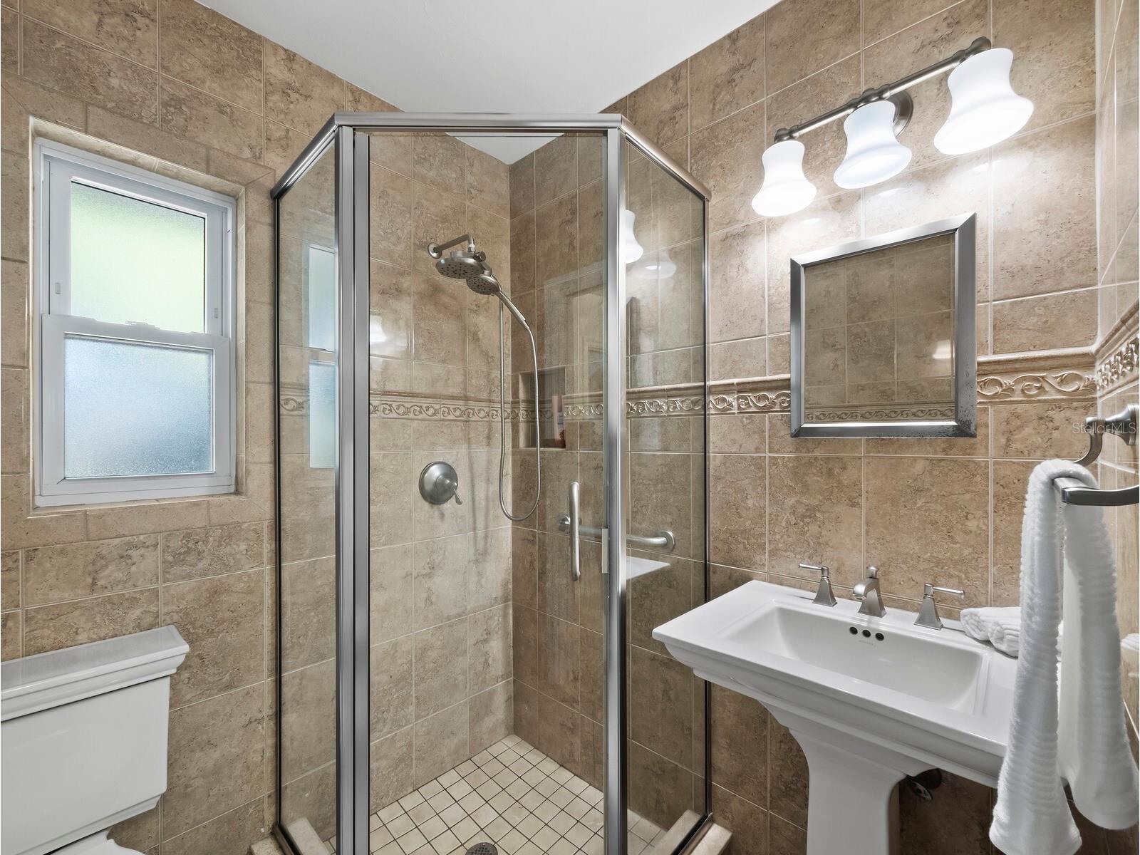 4808 Riverwood Avenue Sarasota FL 34231 A4679255 image39