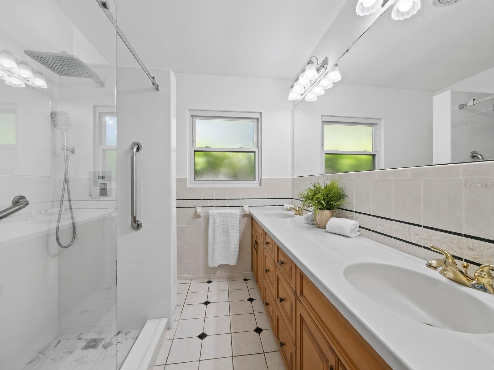 4808 Riverwood Avenue Sarasota FL 34231 A4679255 image42
