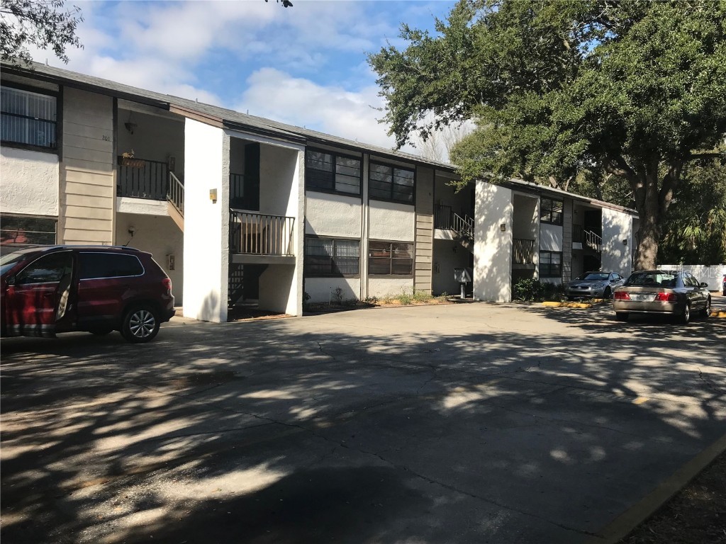 4809 S Mound Avenue #102 Tampa FL 33611 T3449163 image1
