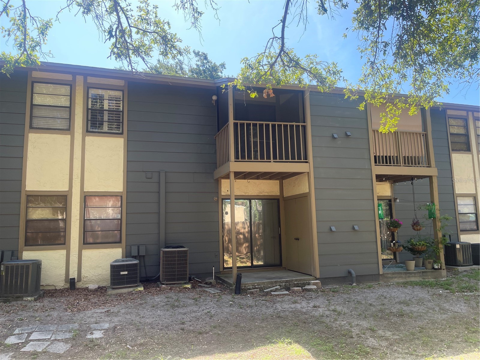 4809 S Mound Avenue #104 Tampa FL 33611 TB8516325 image1
