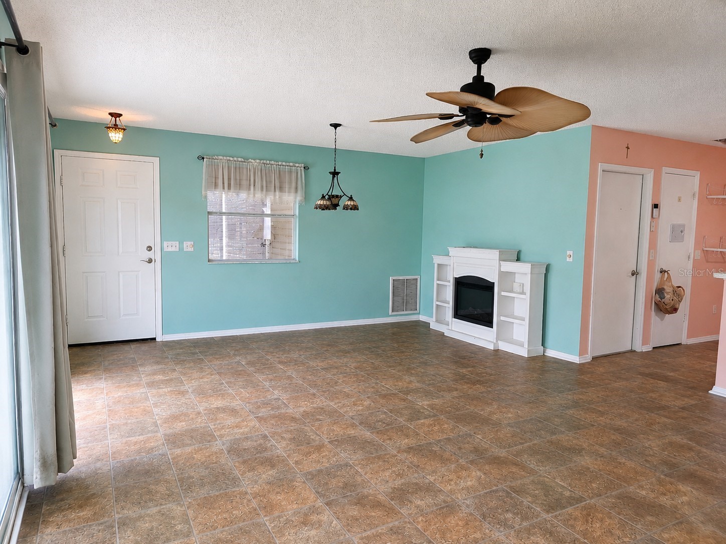 481 Hildalgo Drive The Villages FL 32159 O6414452 image2