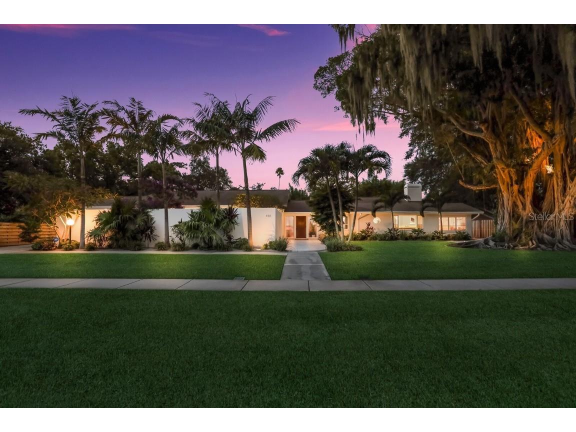 481 N Shore Drive Sarasota FL 34234 A4556855 image1