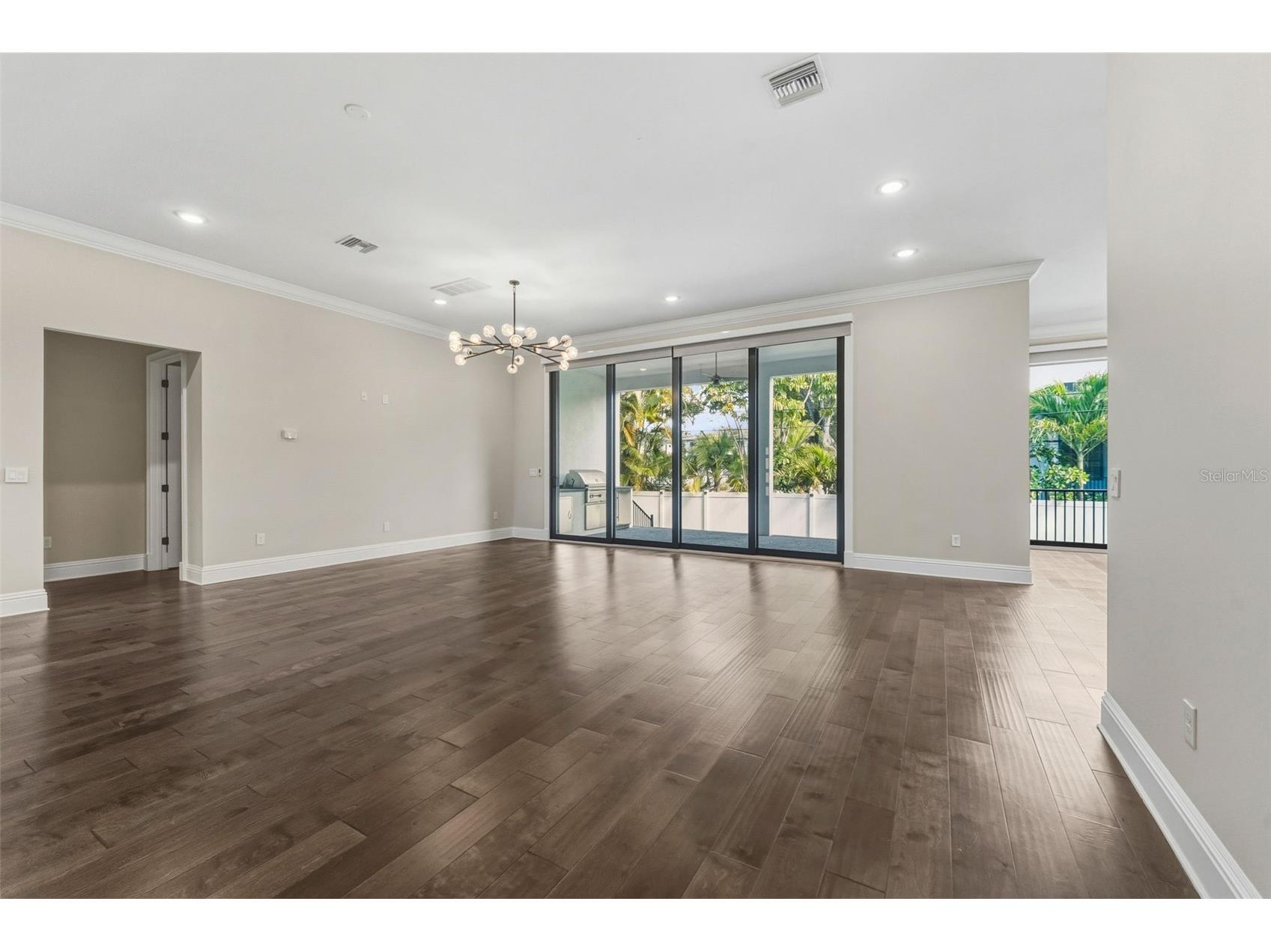481 W Davis Boulevard Tampa FL 33606 TB8466754 image12