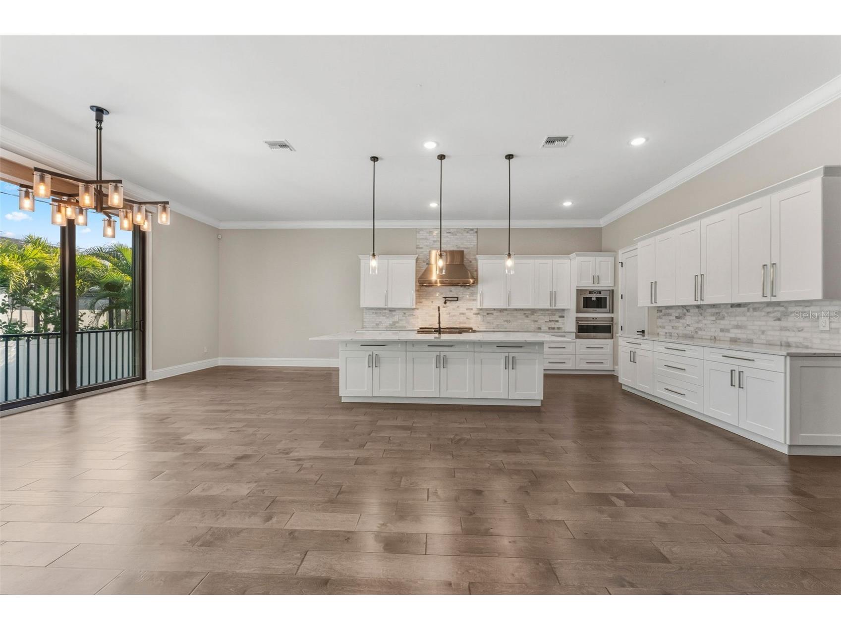 481 W Davis Boulevard Tampa FL 33606 TB8466754 image15