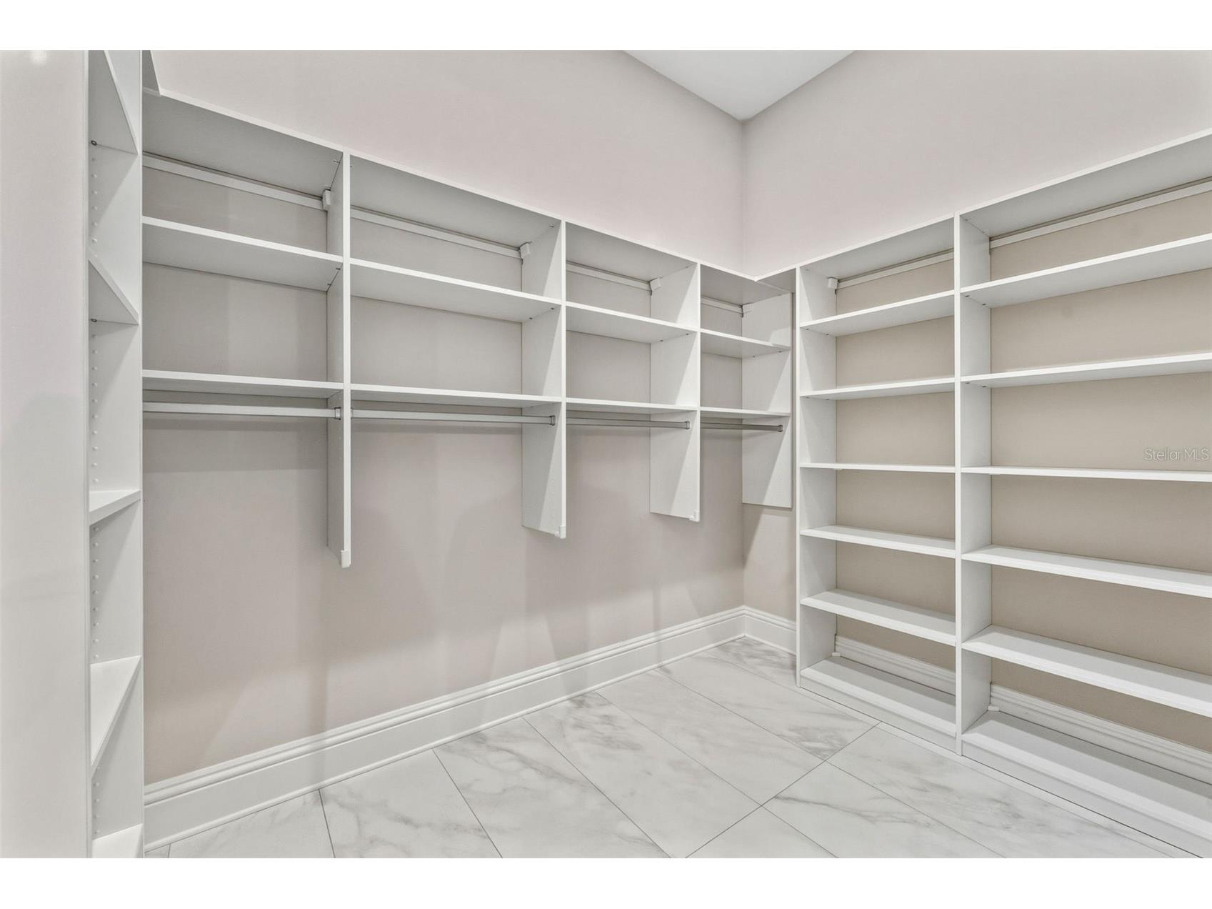 481 W Davis Boulevard Tampa FL 33606 TB8466754 image32