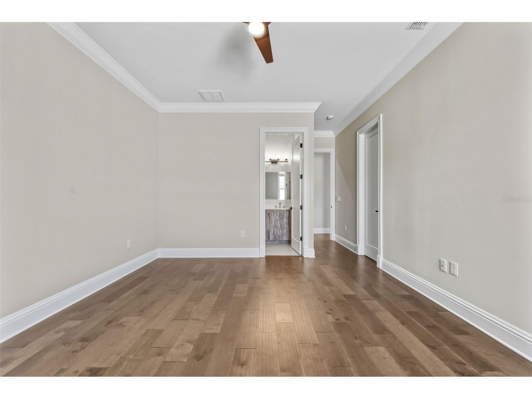 481 W Davis Boulevard Tampa FL 33606 TB8466754 image58