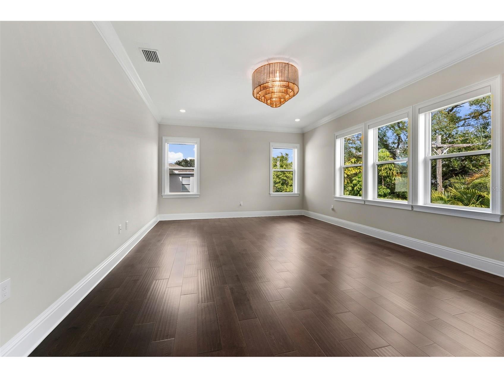 481 W Davis Boulevard Tampa FL 33606 TB8466754 image62