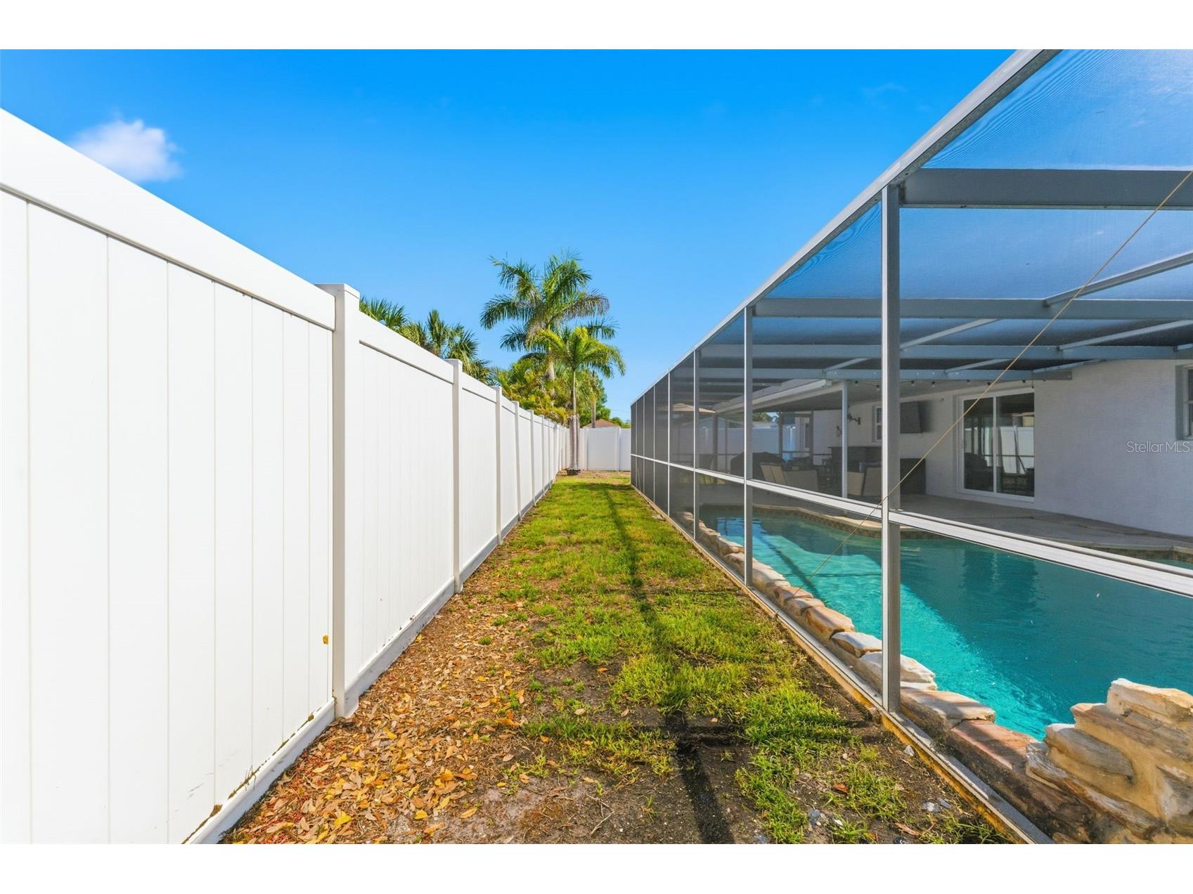 4810 Arrowwood Drive Tampa FL 33615 TB8511121 image24
