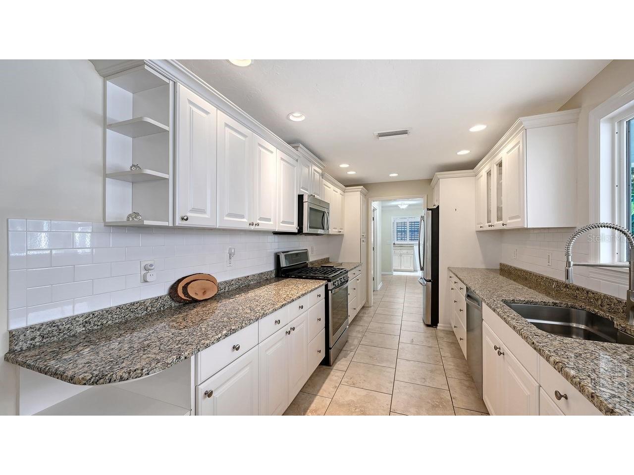 4810 Bay Shore Road Sarasota FL 34234 A4672800 image18