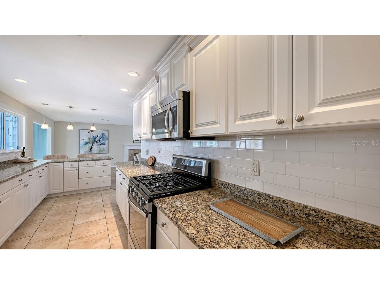 4810 Bay Shore Road Sarasota FL 34234 A4672800 image20