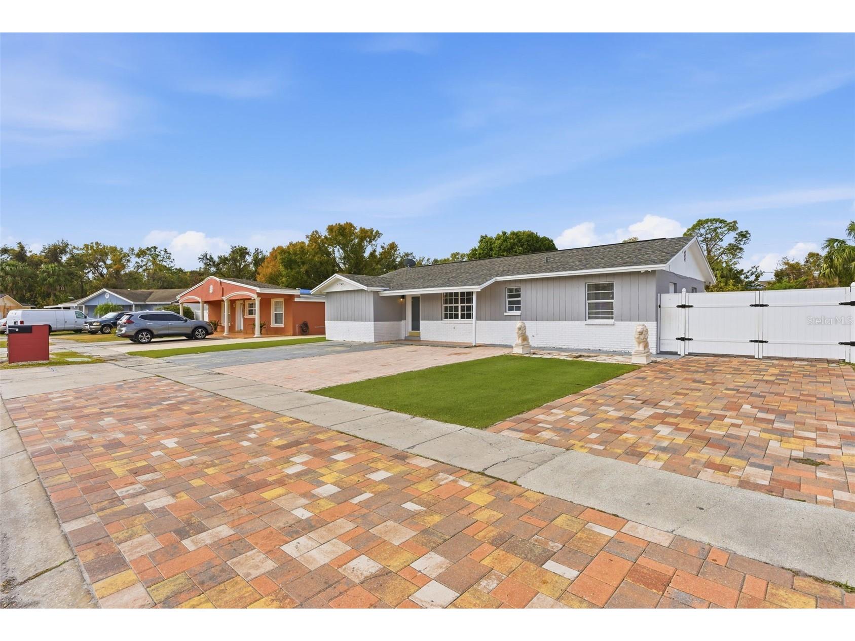 4810 El Capistrano Drive Tampa FL 33634 TB8464745 image2