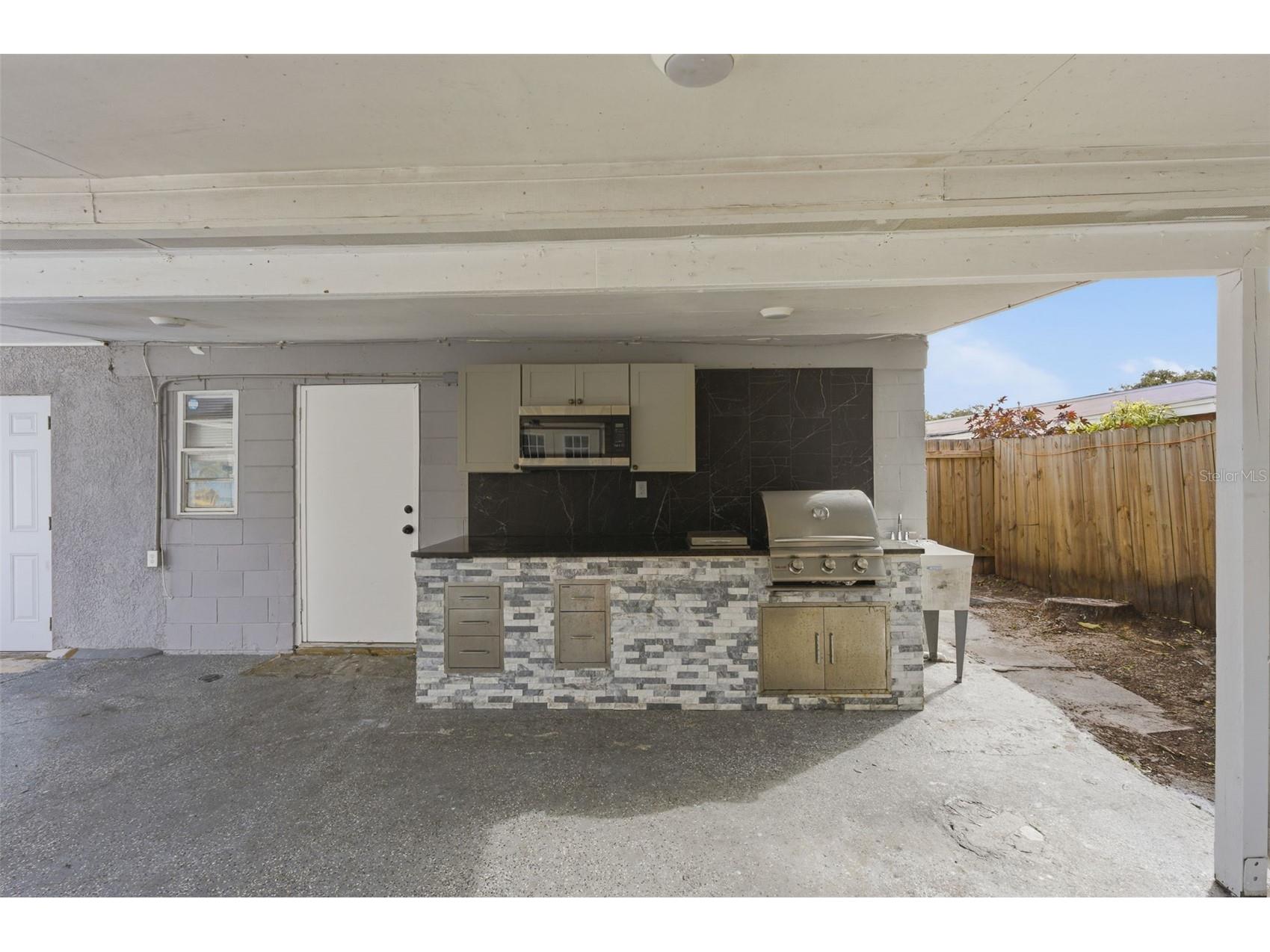 4810 El Capistrano Drive Tampa FL 33634 TB8464745 image50