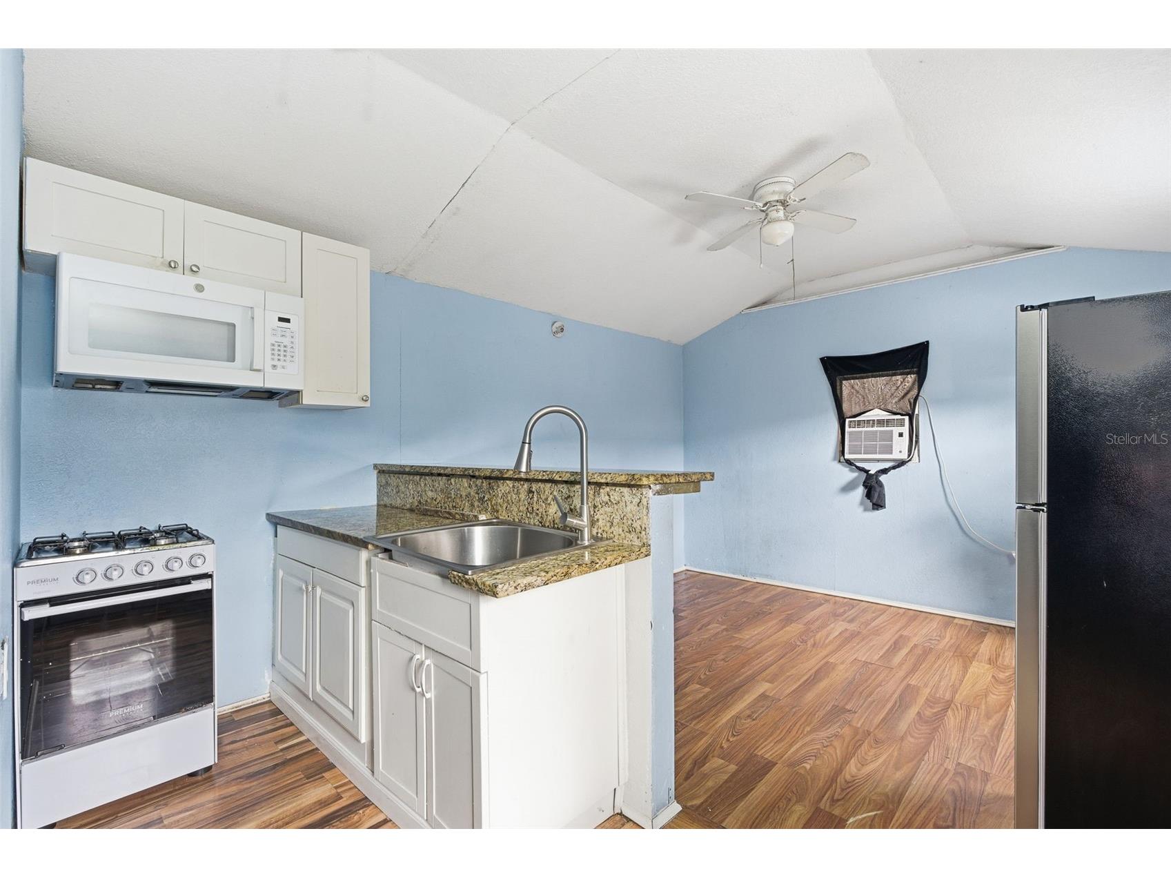 4810 El Capistrano Drive Tampa FL 33634 TB8464745 image54