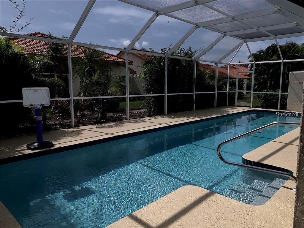 4810 Raintree Street Circle E Bradenton FL 34203 A4653056 image1