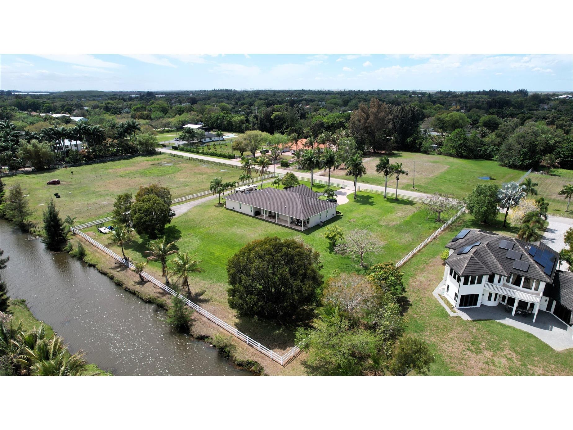 4810 SW 198 Terrace Southwest Ranches FL 33332 OM721191 image9