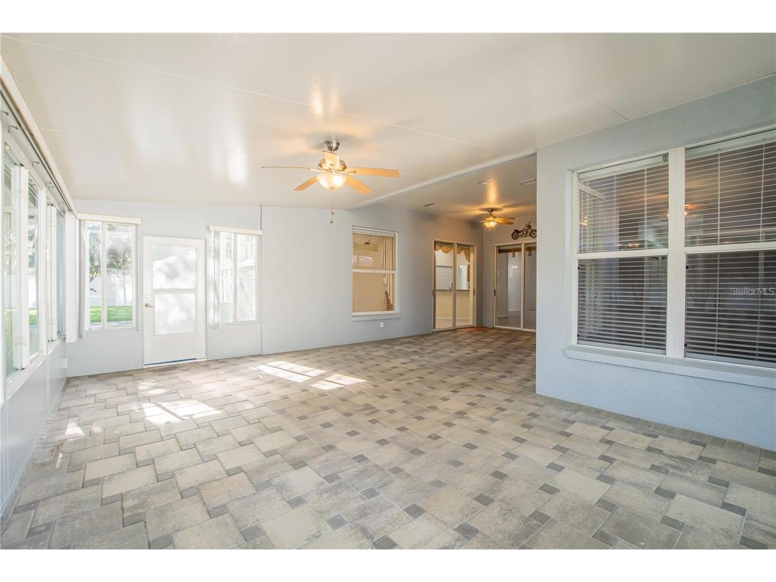 4810 Water Lark Way Valrico FL 33596 TB8496904 image23
