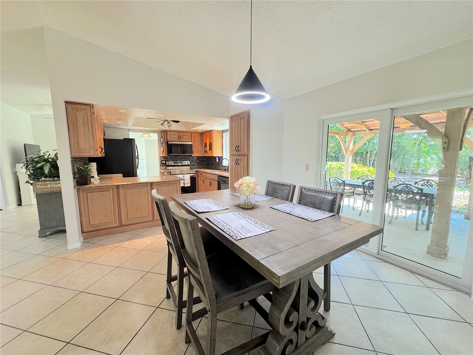 4811 79th Avenue Plaza E Sarasota FL 34243 A4684777 image7
