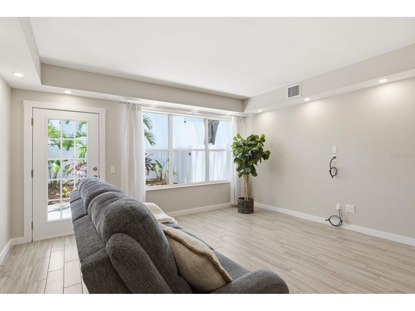 4811 Bayshore Boulevard #303 Tampa FL 33611 TB8505226 image10