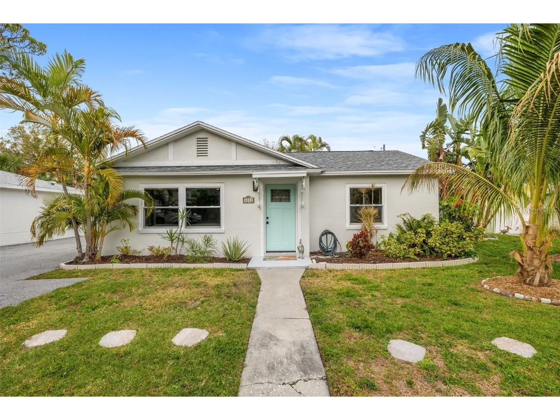 4811 Coronado Way S Gulfport FL 33711 U8228875 image1