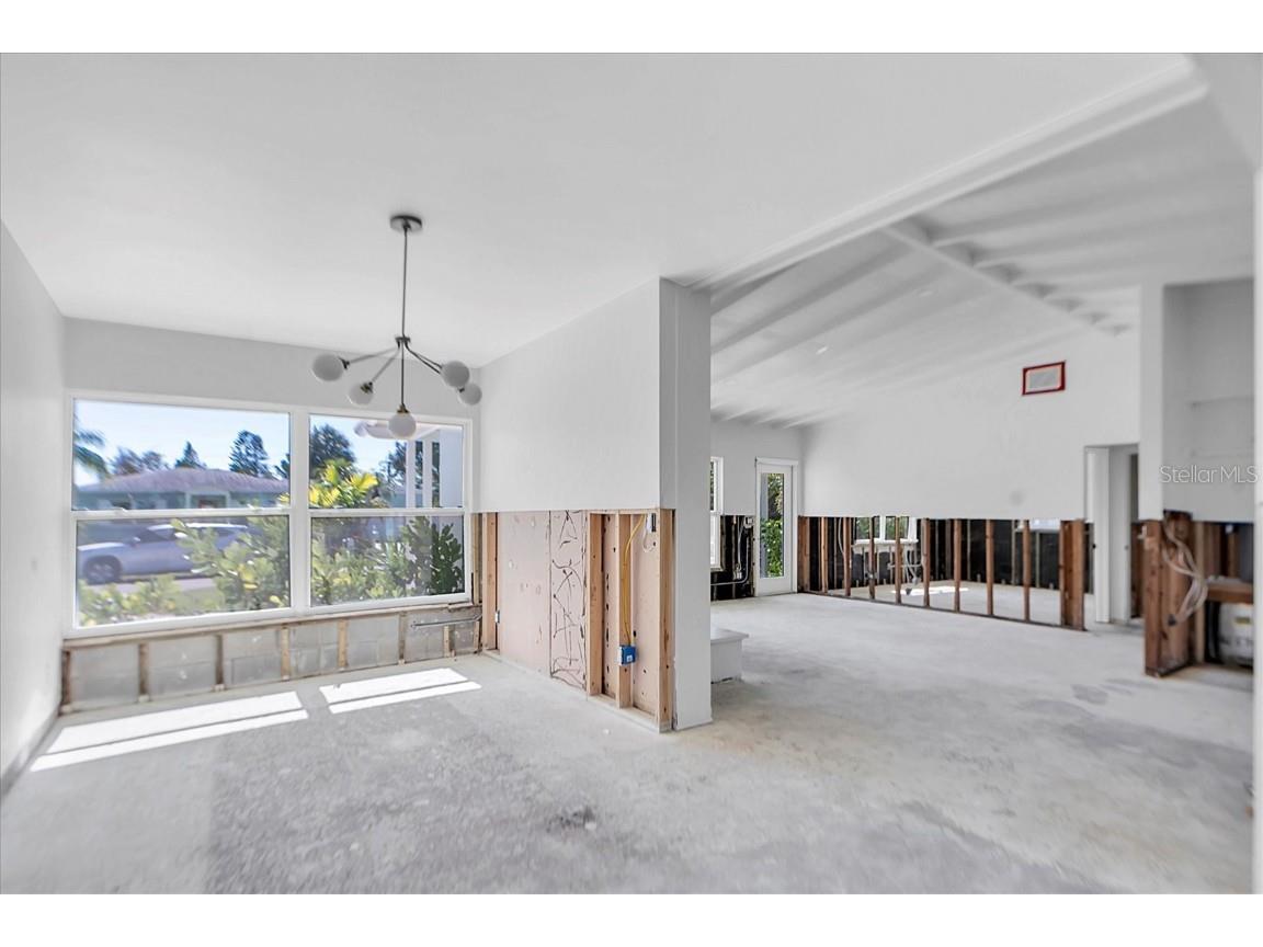 4811 Del Rio Way S Gulfport FL 33711 TB8438380 image10