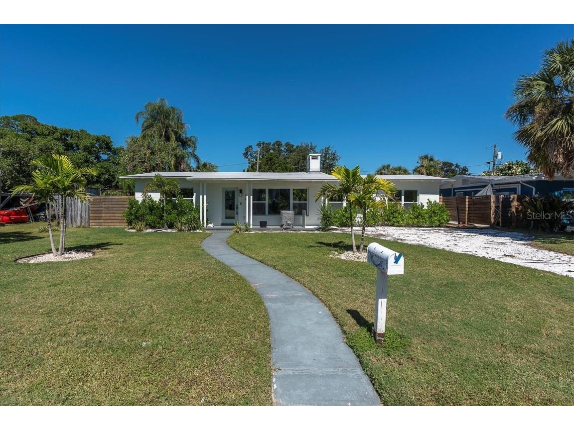 4811 Del Rio Way S Gulfport FL 33711 TB8438380 image2