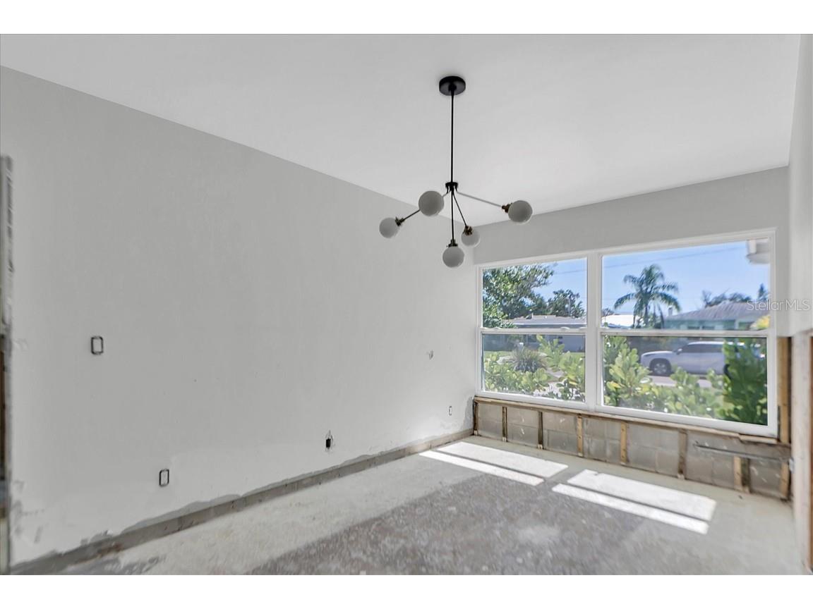 4811 Del Rio Way S Gulfport FL 33711 TB8438380 image26