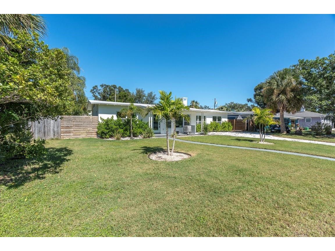 4811 Del Rio Way S Gulfport FL 33711 TB8438380 image29