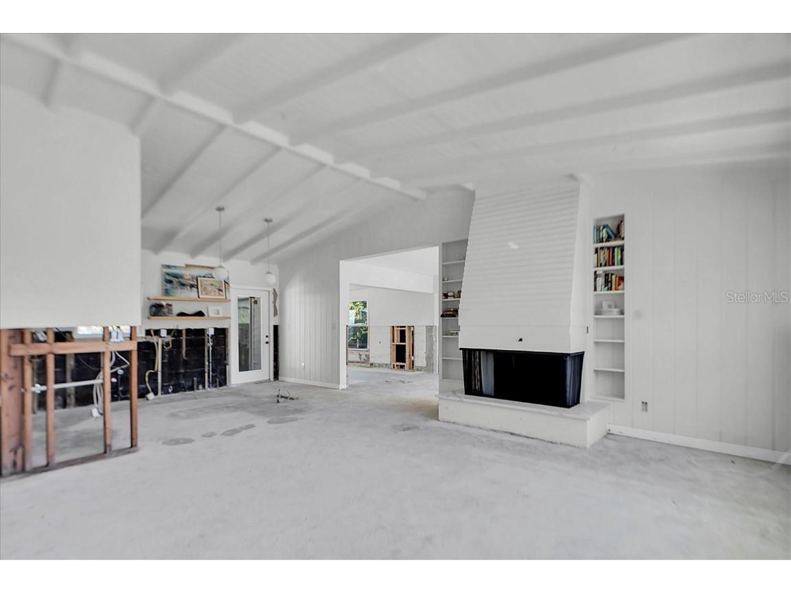 4811 Del Rio Way S Gulfport FL 33711 TB8438380 image9