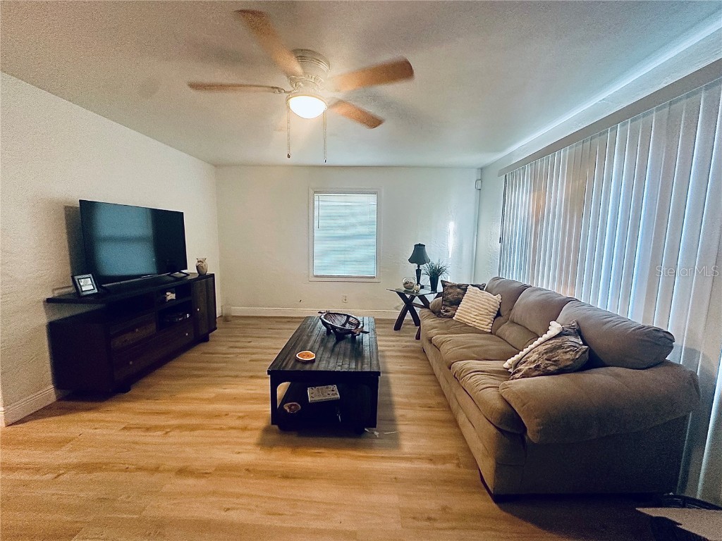 4811 Emerson Avenue S Saint Petersburg FL 33711 TB8428468 image6