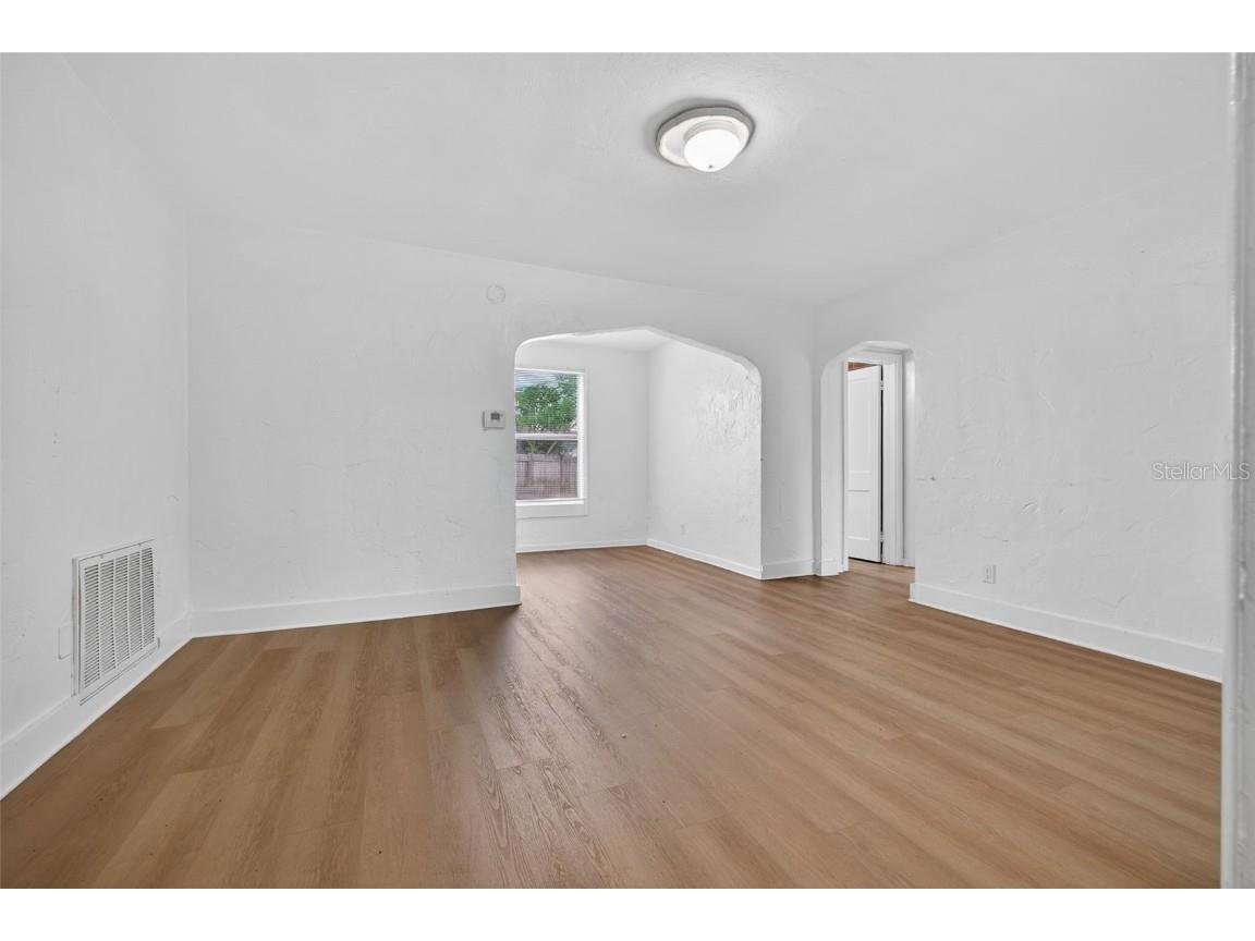 4811 Fairfield Avenue S Saint Petersburg FL 33711 A4667099 image5