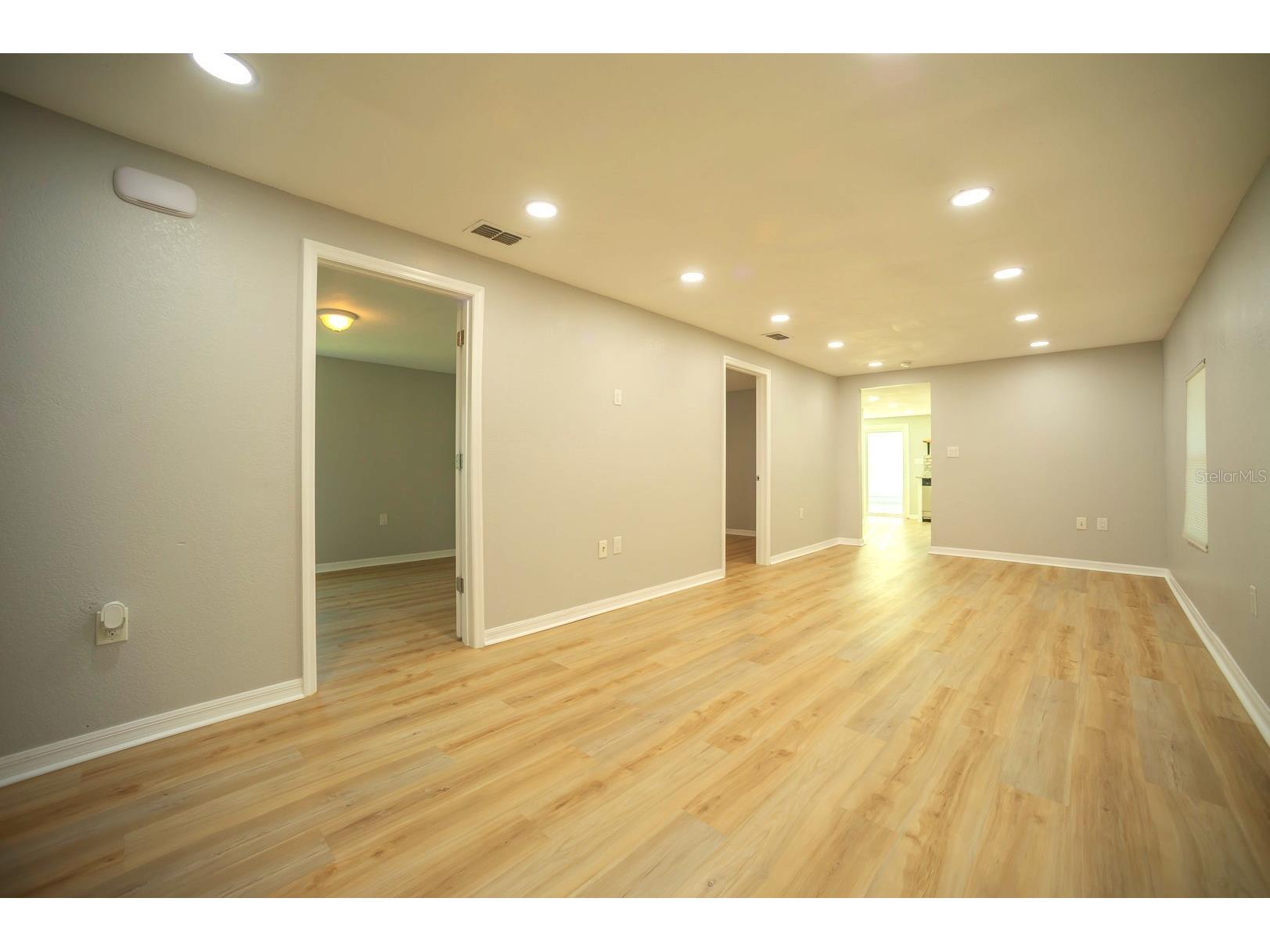 4811 N 30th Street Tampa FL 33610 TB8507507 image15