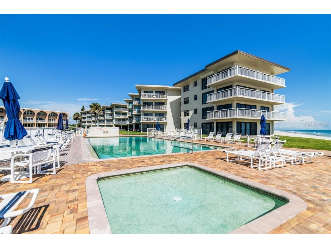 4811 Saxon Drive #B402 New Smyrna Beach FL 32169 - ATLANTIC OCEAN O6135114 image1