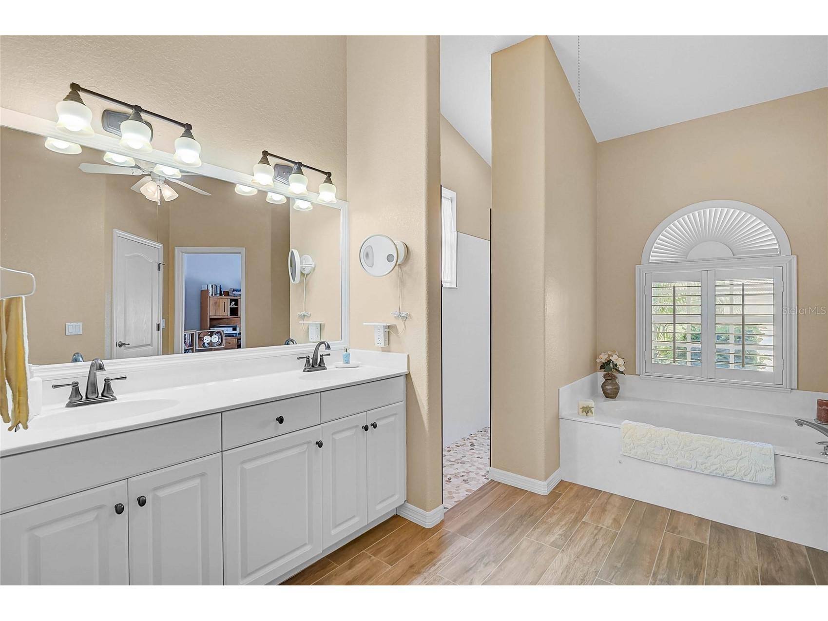 4811 Via San Tomaso Venice FL 34293 N6144312 image17