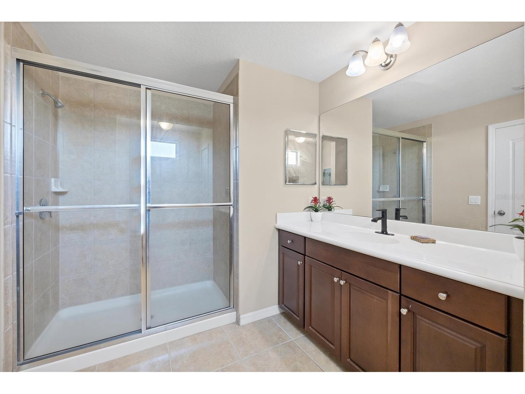 4811 Woodbrook Drive Sarasota FL 34243 A4652272 image28