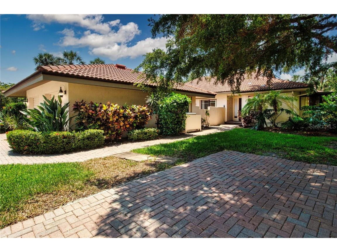 4812 Kestral Park Circle #20 Sarasota FL 34231 A4651548 image1